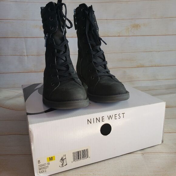 Nine West Leather Lace Up Quilted Distressed Round Toe Ankle Boots Booties 8 M - Picture 15 of 16